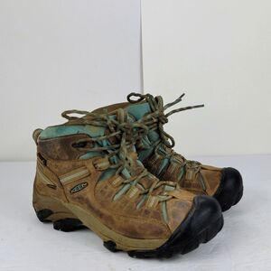 Keen Targhee II Mid Waterproof Women's Boots.